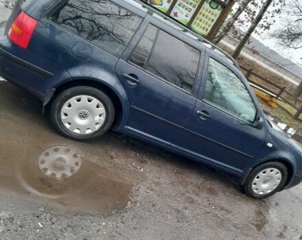 Синий Фольксваген Гольф, объемом двигателя 1.4 л и пробегом 270 тыс. км за 3100 $, фото 4 на Automoto.ua