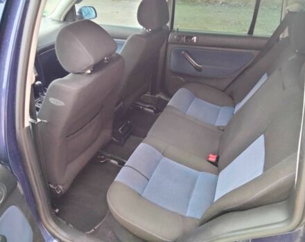 Синій Фольксваген Гольф, об'ємом двигуна 1.6 л та пробігом 190 тис. км за 3800 $, фото 5 на Automoto.ua