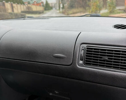 Синий Фольксваген Гольф, объемом двигателя 1.6 л и пробегом 262 тыс. км за 4799 $, фото 21 на Automoto.ua