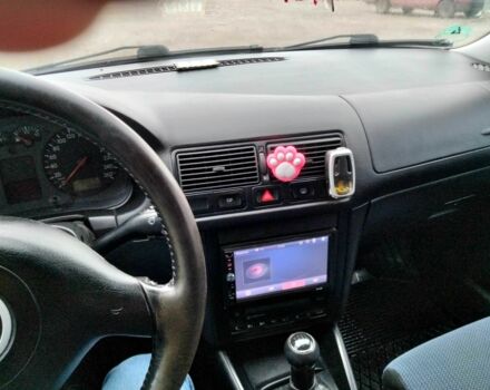 Синій Фольксваген Гольф, об'ємом двигуна 1.6 л та пробігом 190 тис. км за 3800 $, фото 13 на Automoto.ua