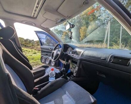 Фольксваген Гольф 1999 в Черновцах на Automoto.ua Синий Фольксваген Гольф, объемом двигателя 1.6 л и пробегом 300 тыс. км за 3800 $, фото 9 на Automoto.ua