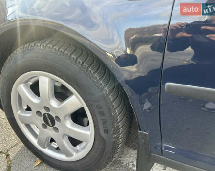 Синий Фольксваген Гольф, объемом двигателя 1.39 л и пробегом 273 тыс. км за 3850 $, фото 21 на Automoto.ua