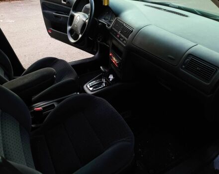 Синій Фольксваген Гольф, об'ємом двигуна 1.6 л та пробігом 350 тис. км за 4000 $, фото 7 на Automoto.ua