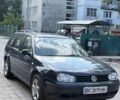 Синий Фольксваген Гольф, объемом двигателя 1.6 л и пробегом 298 тыс. км за 3650 $, фото 1 на Automoto.ua
