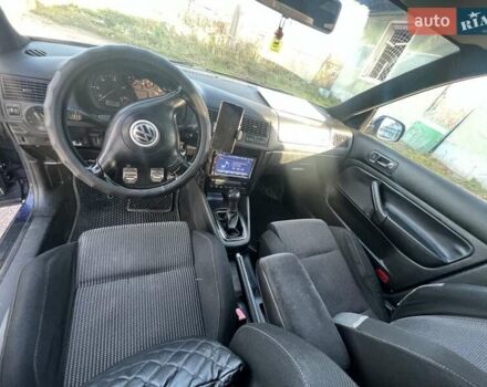 Синий Фольксваген Гольф, объемом двигателя 1.9 л и пробегом 332 тыс. км за 4000 $, фото 3 на Automoto.ua