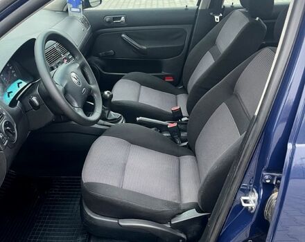 Синій Фольксваген Гольф, об'ємом двигуна 1.4 л та пробігом 217 тис. км за 4200 $, фото 9 на Automoto.ua