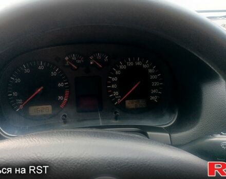 Синий Фольксваген Гольф, объемом двигателя 1.6 л и пробегом 285 тыс. км за 4300 $, фото 4 на Automoto.ua