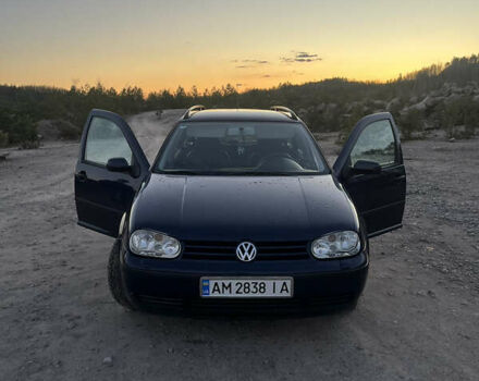 Синій Фольксваген Гольф, об'ємом двигуна 1.6 л та пробігом 240 тис. км за 3500 $, фото 1 на Automoto.ua