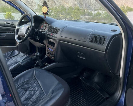 Синій Фольксваген Гольф, об'ємом двигуна 1.6 л та пробігом 240 тис. км за 3500 $, фото 10 на Automoto.ua