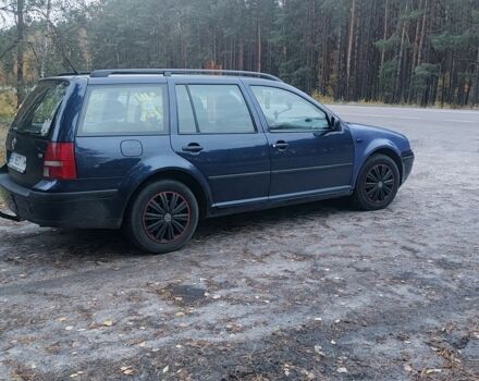 Синий Фольксваген Гольф, объемом двигателя 1.6 л и пробегом 297 тыс. км за 3300 $, фото 4 на Automoto.ua