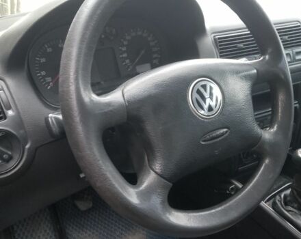 Синий Фольксваген Гольф, объемом двигателя 1.6 л и пробегом 400 тыс. км за 2850 $, фото 5 на Automoto.ua