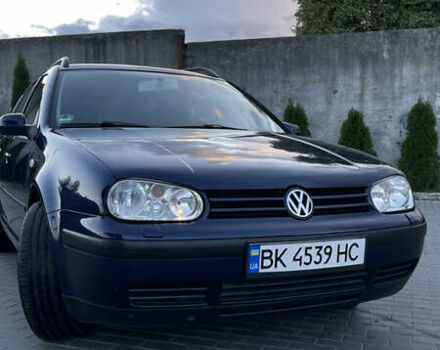 Синій Фольксваген Гольф, об'ємом двигуна 1.6 л та пробігом 260 тис. км за 3500 $, фото 1 на Automoto.ua