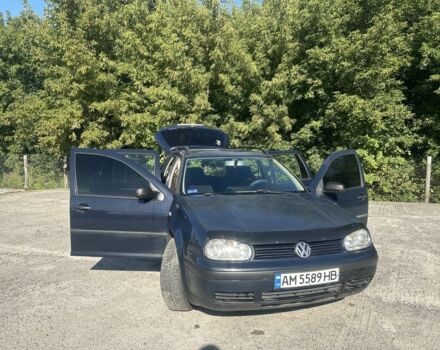 Синий Фольксваген Гольф, объемом двигателя 1.9 л и пробегом 400 тыс. км за 2900 $, фото 2 на Automoto.ua