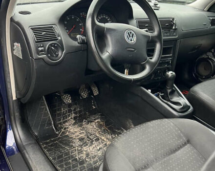 Синий Фольксваген Гольф, объемом двигателя 1.6 л и пробегом 275 тыс. км за 4200 $, фото 18 на Automoto.ua