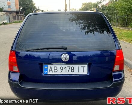 Синий Фольксваген Гольф, объемом двигателя 1.6 л и пробегом 340 тыс. км за 3350 $, фото 1 на Automoto.ua