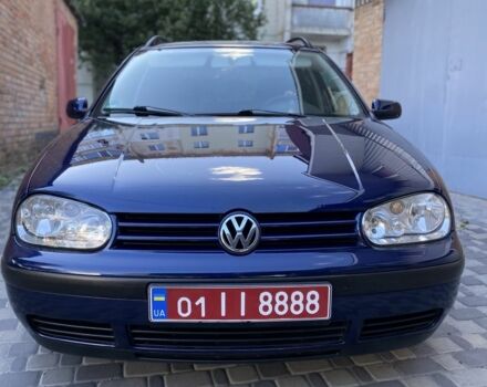 Синий Фольксваген Гольф, объемом двигателя 1.6 л и пробегом 211 тыс. км за 4550 $, фото 1 на Automoto.ua
