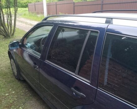 Синий Фольксваген Гольф, объемом двигателя 1.6 л и пробегом 400 тыс. км за 2850 $, фото 2 на Automoto.ua