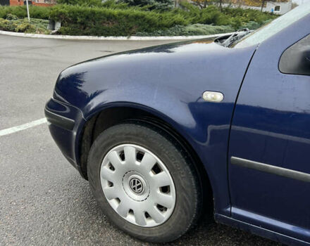 Синий Фольксваген Гольф, объемом двигателя 1.6 л и пробегом 275 тыс. км за 4200 $, фото 9 на Automoto.ua