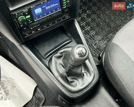 Синій Фольксваген Гольф, об'ємом двигуна 1.6 л та пробігом 248 тис. км за 4790 $, фото 16 на Automoto.ua