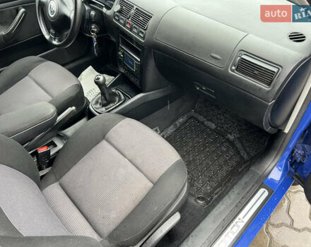 Синій Фольксваген Гольф, об'ємом двигуна 1.6 л та пробігом 248 тис. км за 4790 $, фото 20 на Automoto.ua