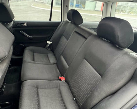 Синий Фольксваген Гольф, объемом двигателя 1.6 л и пробегом 275 тыс. км за 4200 $, фото 14 на Automoto.ua