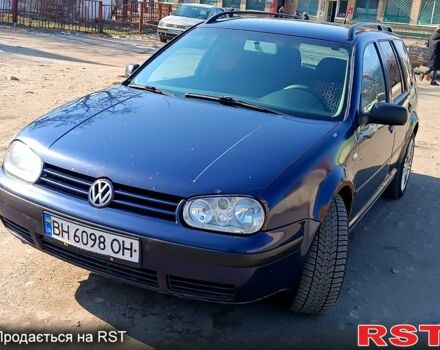 Синий Фольксваген Гольф, объемом двигателя 1.9 л и пробегом 370 тыс. км за 3300 $, фото 1 на Automoto.ua
