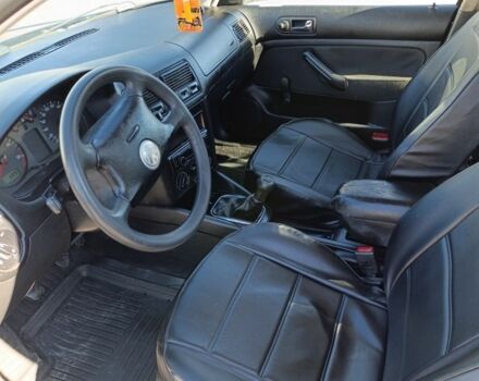 Синий Фольксваген Гольф, объемом двигателя 1.9 л и пробегом 290 тыс. км за 3499 $, фото 4 на Automoto.ua