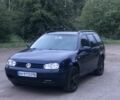 Синий Фольксваген Гольф, объемом двигателя 2.3 л и пробегом 220 тыс. км за 3877 $, фото 2 на Automoto.ua