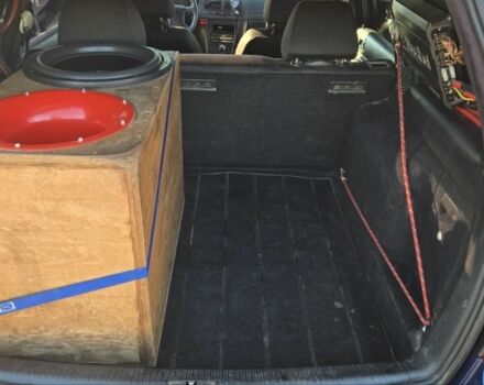 Синий Фольксваген Гольф, объемом двигателя 1.4 л и пробегом 416 тыс. км за 5300 $, фото 4 на Automoto.ua