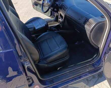 Синий Фольксваген Гольф, объемом двигателя 1.9 л и пробегом 290 тыс. км за 3499 $, фото 2 на Automoto.ua