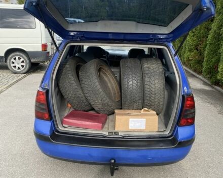 Синий Фольксваген Гольф, объемом двигателя 1.9 л и пробегом 380 тыс. км за 2100 $, фото 7 на Automoto.ua