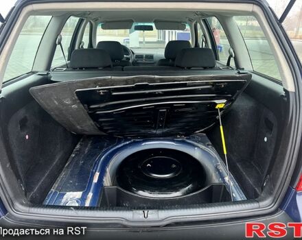 Синій Фольксваген Гольф, об'ємом двигуна 1.4 л та пробігом 217 тис. км за 4200 $, фото 12 на Automoto.ua