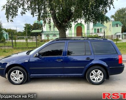 Синий Фольксваген Гольф, объемом двигателя 1.6 л и пробегом 340 тыс. км за 3350 $, фото 4 на Automoto.ua