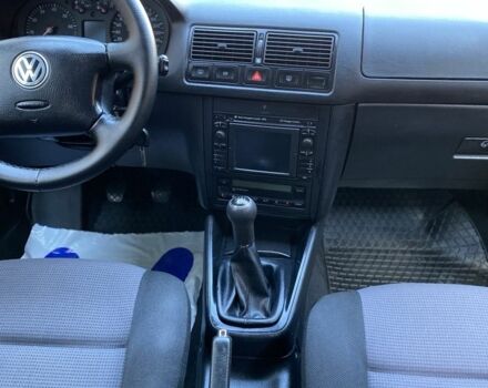 Синий Фольксваген Гольф, объемом двигателя 1.6 л и пробегом 211 тыс. км за 4550 $, фото 15 на Automoto.ua