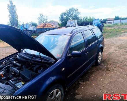 Синий Фольксваген Гольф, объемом двигателя 1.9 л и пробегом 420 тыс. км за 2300 $, фото 2 на Automoto.ua