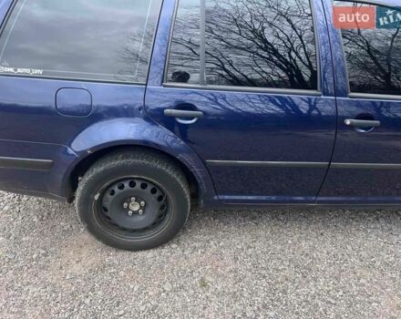 Синий Фольксваген Гольф, объемом двигателя 1.6 л и пробегом 400 тыс. км за 3500 $, фото 17 на Automoto.ua