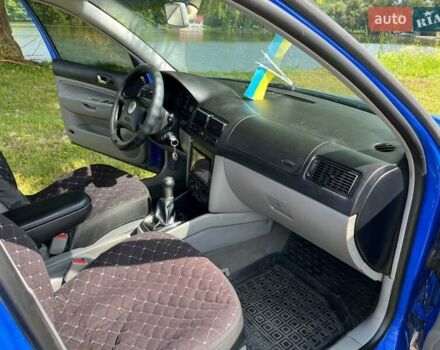 Синий Фольксваген Гольф, объемом двигателя 1.39 л и пробегом 355 тыс. км за 3300 $, фото 22 на Automoto.ua