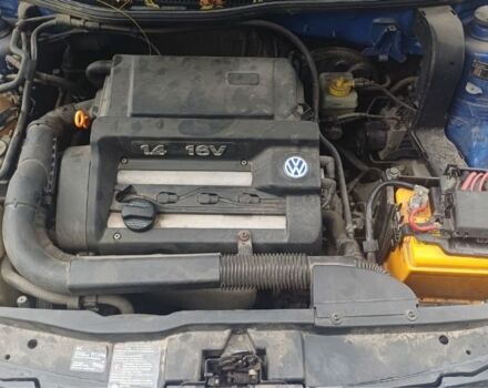 Синий Фольксваген Гольф, объемом двигателя 1.4 л и пробегом 180 тыс. км за 3900 $, фото 5 на Automoto.ua