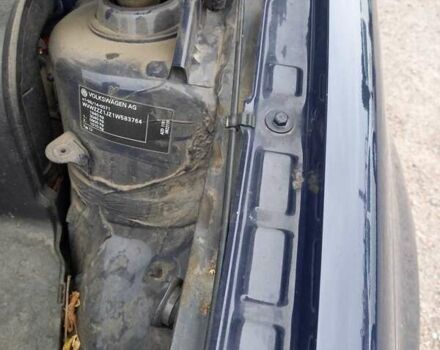 Синій Фольксваген Гольф, об'ємом двигуна 1.6 л та пробігом 258 тис. км за 4000 $, фото 31 на Automoto.ua