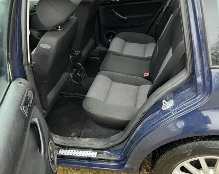 Синий Фольксваген Гольф, объемом двигателя 1.4 л и пробегом 184 тыс. км за 3500 $, фото 6 на Automoto.ua