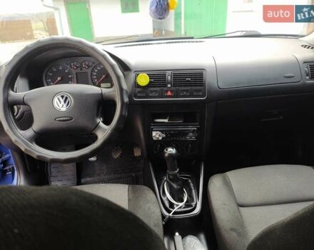 Синій Фольксваген Гольф, об'ємом двигуна 1.6 л та пробігом 270 тис. км за 3750 $, фото 14 на Automoto.ua