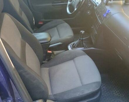 Синій Фольксваген Гольф, об'ємом двигуна 1.6 л та пробігом 365 тис. км за 3800 $, фото 12 на Automoto.ua