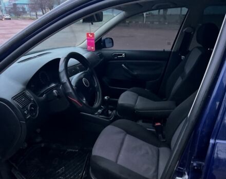 Синій Фольксваген Гольф, об'ємом двигуна 1.9 л та пробігом 300 тис. км за 4099 $, фото 5 на Automoto.ua