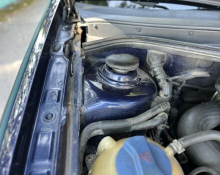 Синий Фольксваген Гольф, объемом двигателя 1.9 л и пробегом 268 тыс. км за 4600 $, фото 21 на Automoto.ua