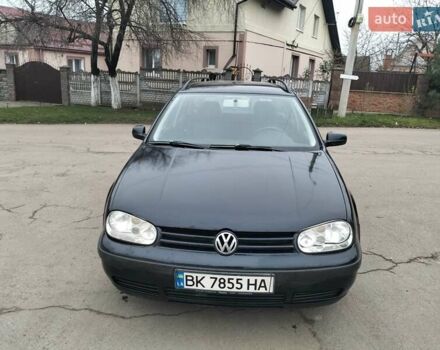 Синий Фольксваген Гольф, объемом двигателя 1.6 л и пробегом 230 тыс. км за 3799 $, фото 12 на Automoto.ua