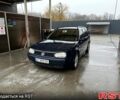 Синий Фольксваген Гольф, объемом двигателя 1.6 л и пробегом 250 тыс. км за 3700 $, фото 1 на Automoto.ua