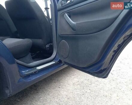 Синій Фольксваген Гольф, об'ємом двигуна 1.6 л та пробігом 258 тис. км за 4000 $, фото 11 на Automoto.ua
