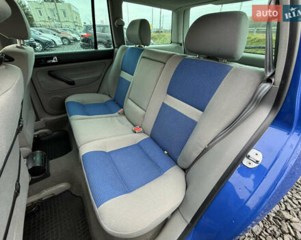 Синий Фольксваген Гольф, объемом двигателя 1.4 л и пробегом 236 тыс. км за 3900 $, фото 29 на Automoto.ua