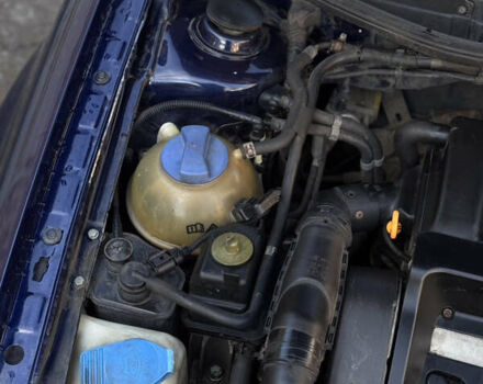 Синій Фольксваген Гольф, об'ємом двигуна 1.4 л та пробігом 404 тис. км за 3250 $, фото 16 на Automoto.ua