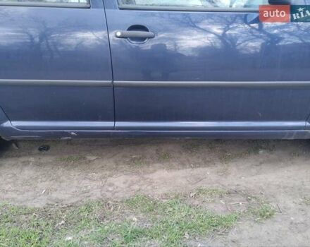 Синий Фольксваген Гольф, объемом двигателя 1.6 л и пробегом 293 тыс. км за 4700 $, фото 10 на Automoto.ua